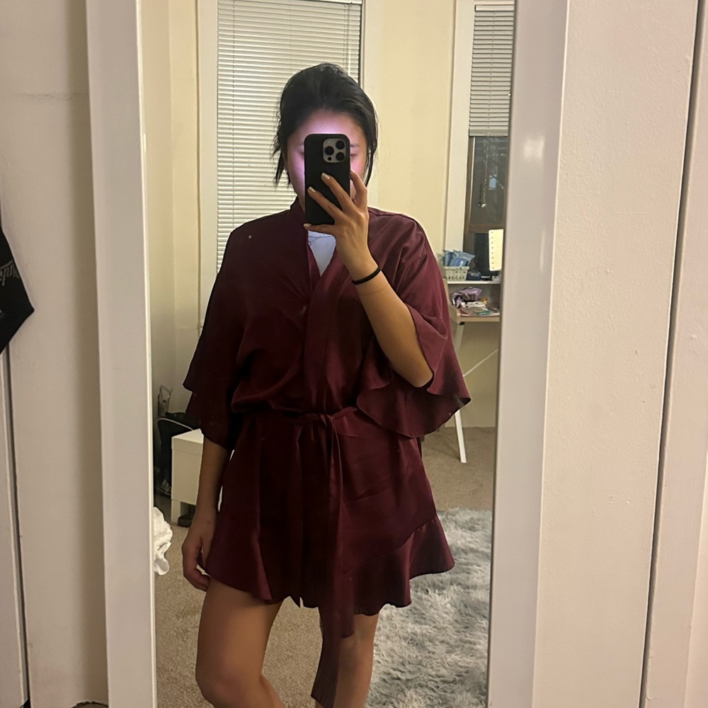 Victoria Secret Silk Robe - Picture 3 of 4